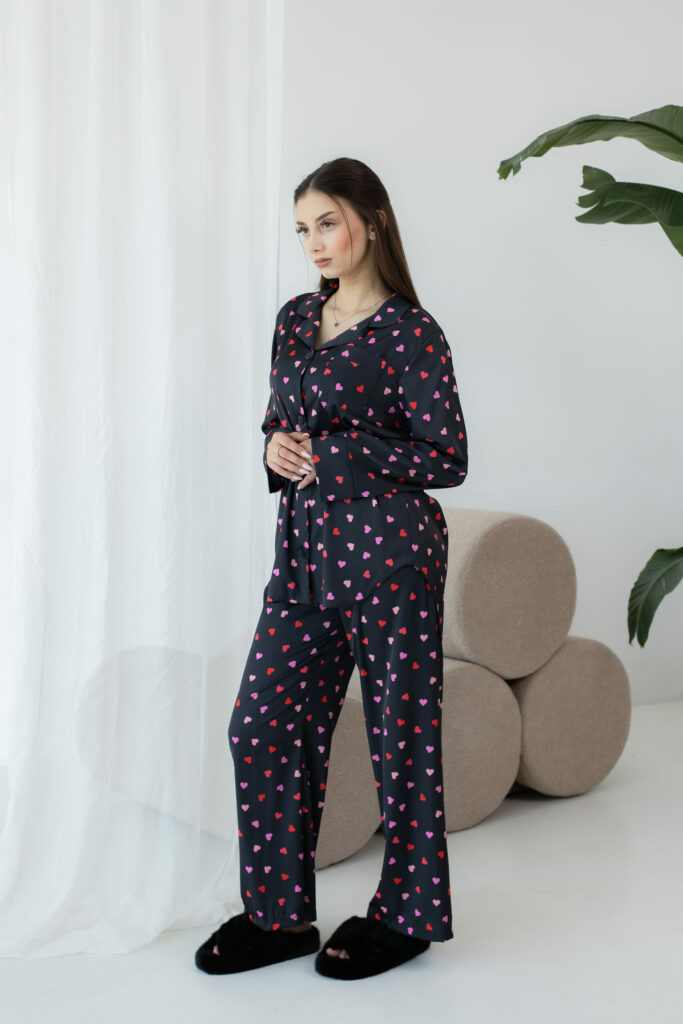 Piżama damska jedwabna BOBRAND “Pink Hearts” - zdjęcie 2